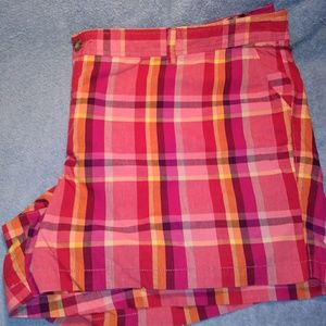 Old Navy shorts size 26